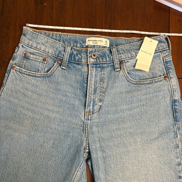 Abercrombie Low Rise Baggy Jean - Picture 6 of 6